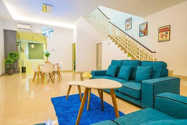 4-Bedrm Ensuite Family Friendly House Near Aeon Bukit Indah Johor Bahru Holiday home
